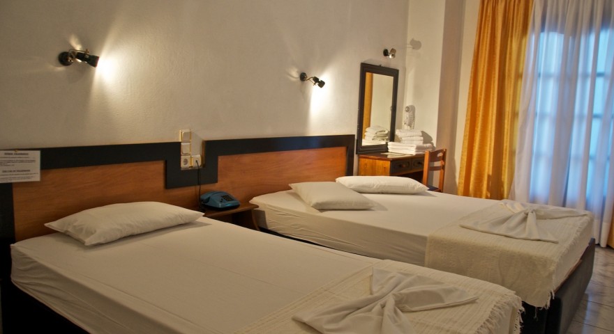 Studio 6 bedroom