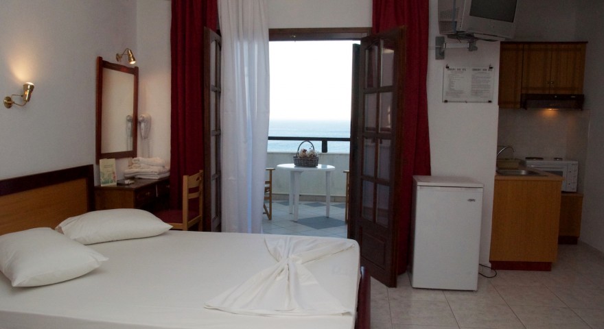 Studio 19 bedroom